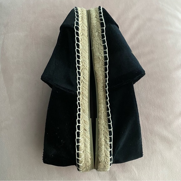 Chanel Black Velvet Espadrilles Size 40 / 9 US - Picture 6 of 9